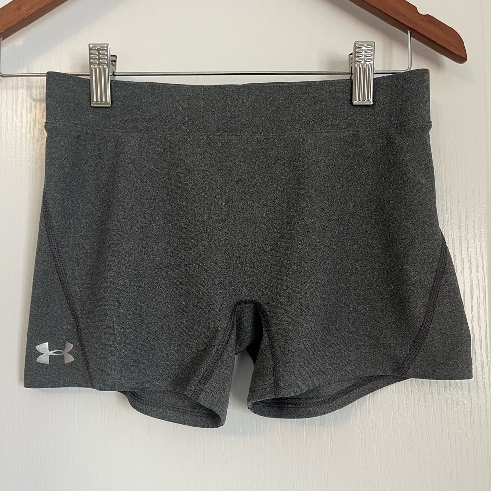 WOMENS UNDER ARMOUR COMPRESSION SHORTS